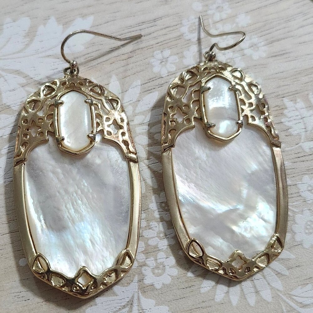Kendra Scott White Pearl Deva Gold Drop Earrings